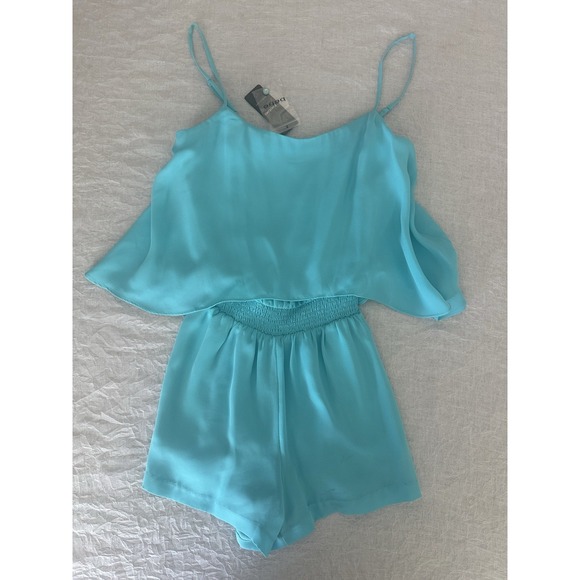 bebe Pants - Bebe Women's Blue Romper NWT (Read) Size 4 Adjustable Spaghetti Strap‎ Flowy
